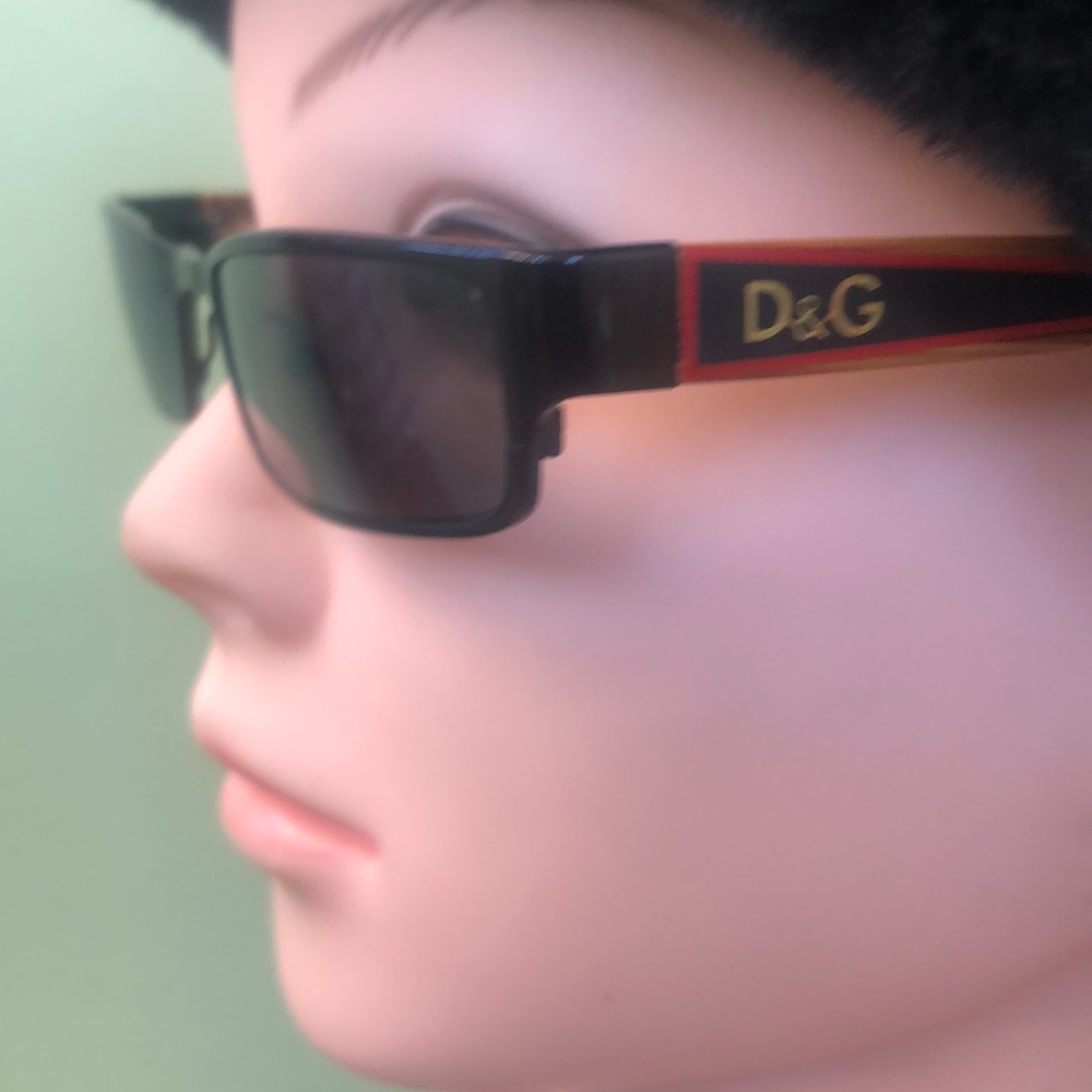 Dolce & Gabbana Sunglasses - Picture 4 of 6